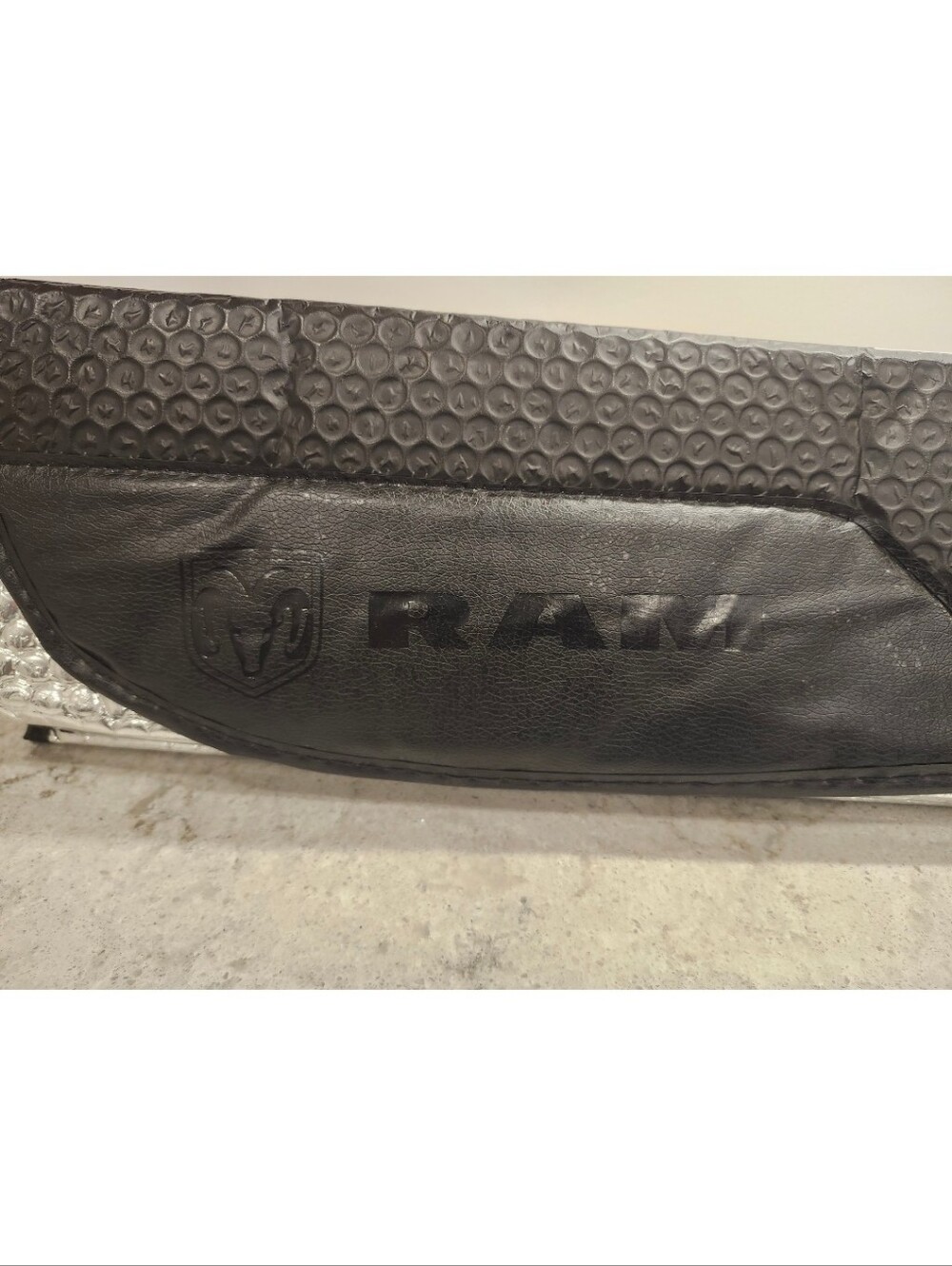 Dodge Ram Black Dashboard Accordian Sun Shade & 2 Ram Liscense Plate Screw Cover - Picture 5 of 10